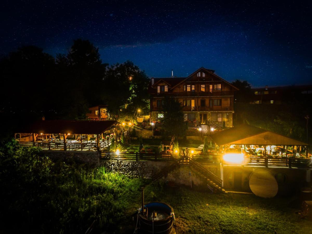 Pensiunea La Maria Lu' Sandoiu Hotell Poenari Eksteriør bilde